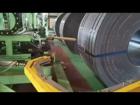 Steel coil radial strapping machine