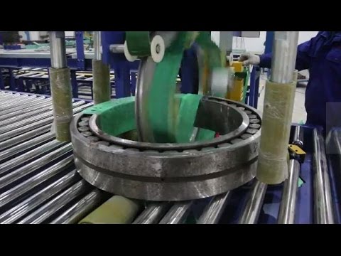 Automatic bearing packaging machine and wrapping machine