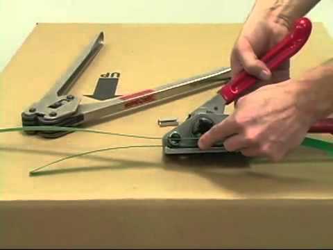 How to use a Manual Plastic (Poly) Strap Tensioner for Boxes and Pallets