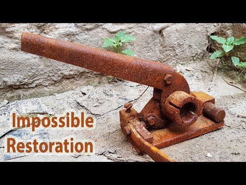 Manual Box Strapping Machine Restoration - Impossible Very Rusty Packing Equipment Restoration
