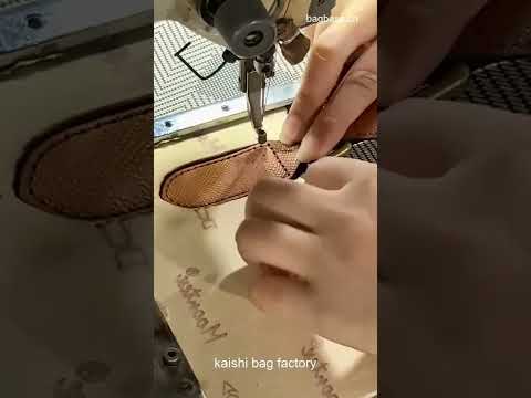 sew handle strap ears for tote bag.#sewing #bags #factory #bagfactory #kaishibagfactory #producing