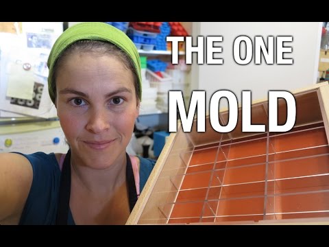 Christmas Soapmaking using THE ONE MOLD - Review