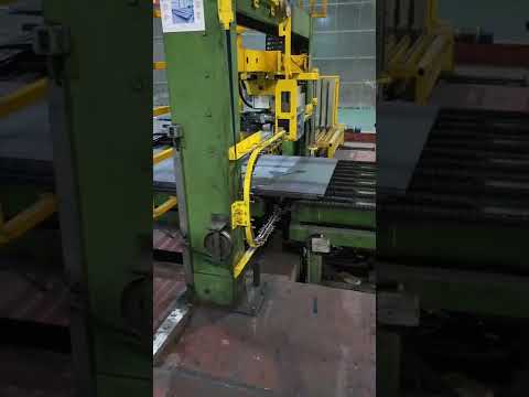 Automatic steel sheet strapping machine