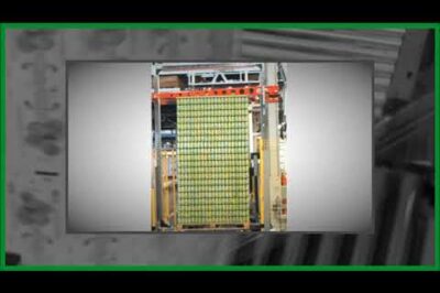 Vertical strapping machine for automatic strapping.