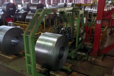 Machine for Strapping Cold Rolled Steel Coils