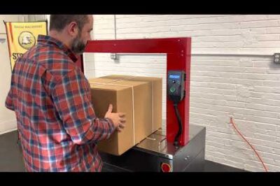 Strapping machine with model number S600.