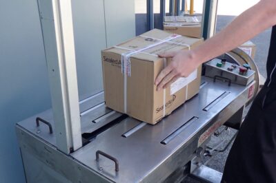 Automatic Strapping Machine for Stainless Steel Packaging