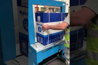 How does a machine for strapping work?