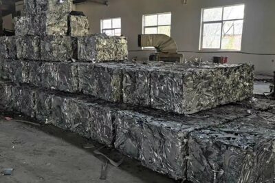 Compact Metal Baler for Recycling