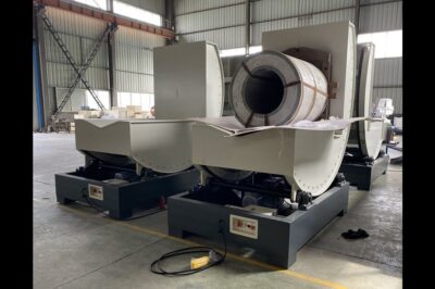Compact Coil Upender for Efficient Coil Tilting and Rotation