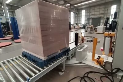 Compact Pallet Strapping and Wrapping Machine