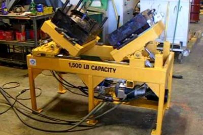 “High-capacity Mold Separator: 1500 lbs Load Capacity”