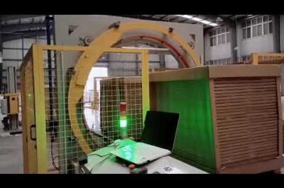 Horizontal furniture wrapping machine for sofas and pallets.