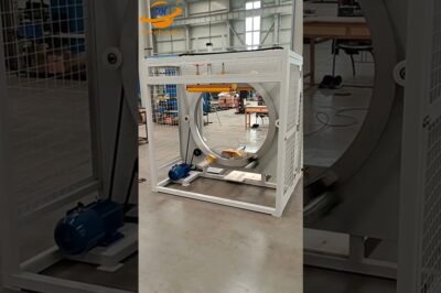 Horizontal ring stretch wrapping machine for orbital packaging.