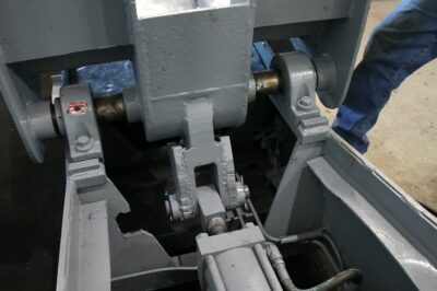 “Hydraulic Coil Upender – 8000 lbs Capacity (Stock #74043)”