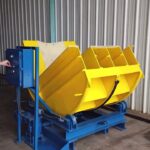Mechanical coil upender with 10,000 lbs capacity and 48″ size.