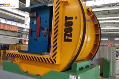 Plastic mold flipper table with electric 90-degree rotation