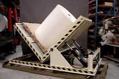 Roll upender for hydraulic operations under 12 words.